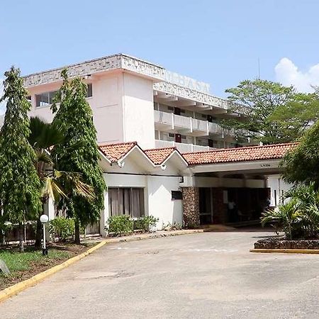 Mombasa Beach Hotel Exterior foto