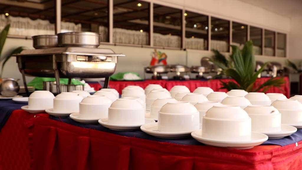 Mombasa Beach Hotel Restaurant foto